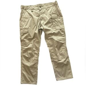 5.11 Tactical Men's Khaki Cargo Pants Sz 38x30 Poly/Cotton Blend Like New